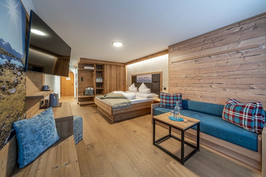 ENJOYMENT SUITE for families ENJOYMENT SUITE for families