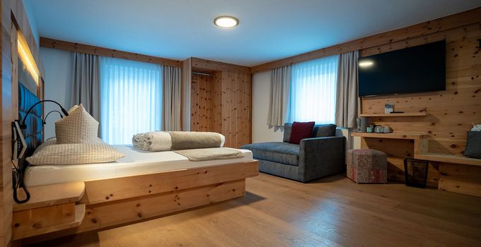 Enjoyment suite for 2